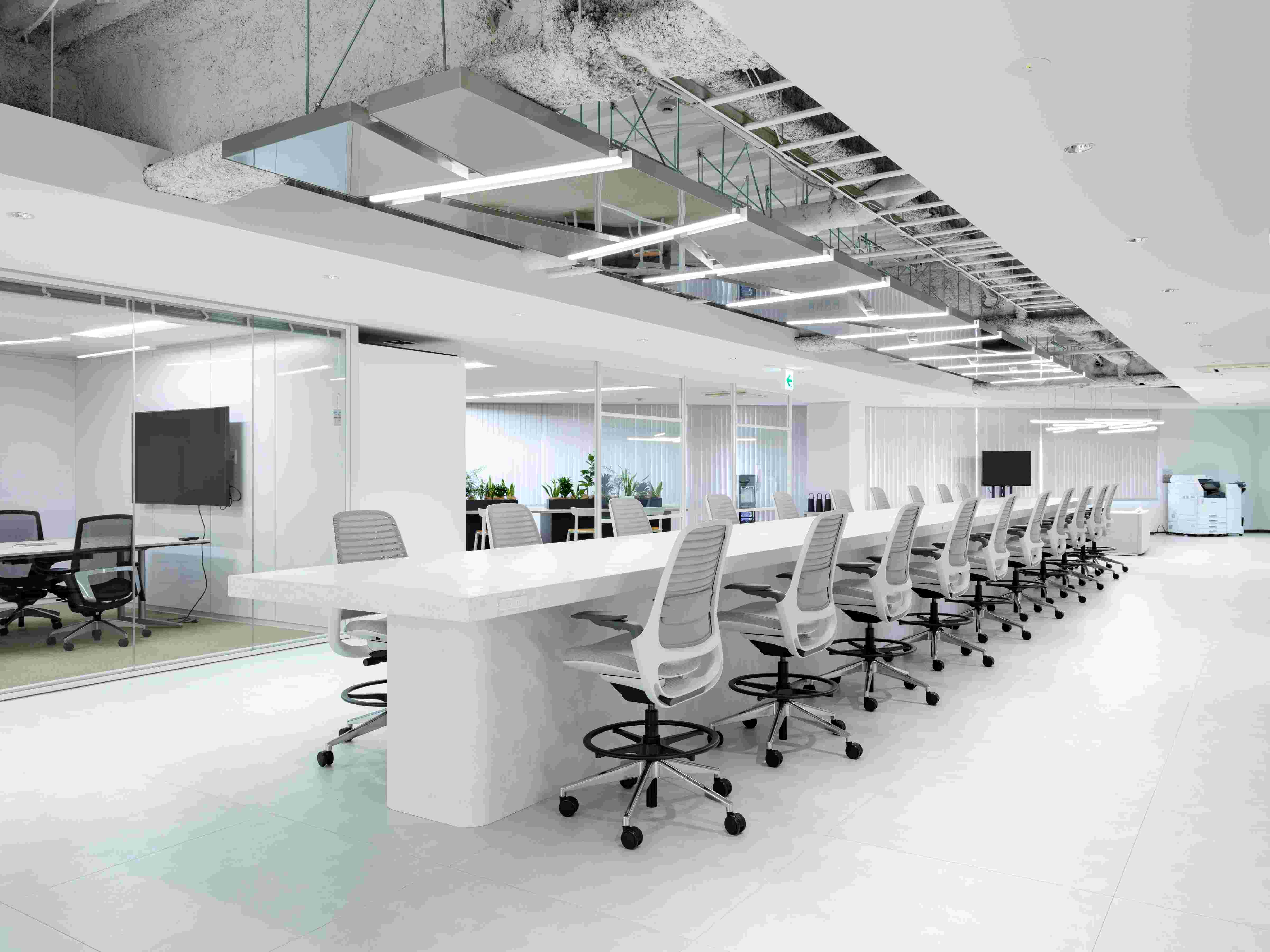 株式会社電通マクロミルインサイト 東京本社の正社員 マーケティング・企画職 事務・アシスタント職 コンサルティング・リサーチの求人情報イメージ3